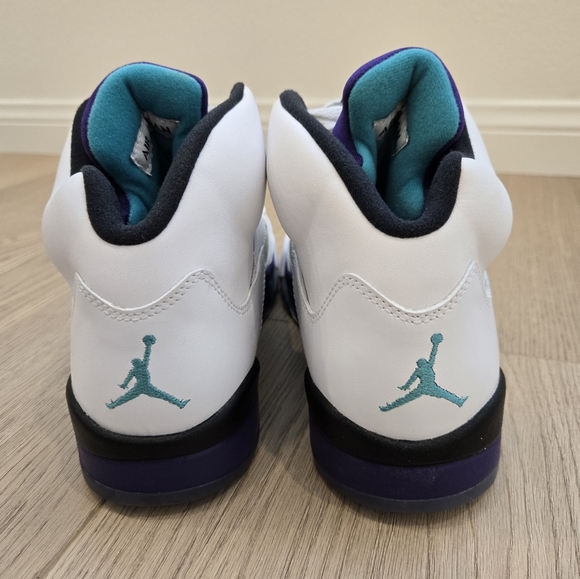 Jordan 5 - Grape - Picture 3 of 12